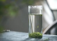 中國茶葉的三大類： 綠茶、紅茶、烏龍茶